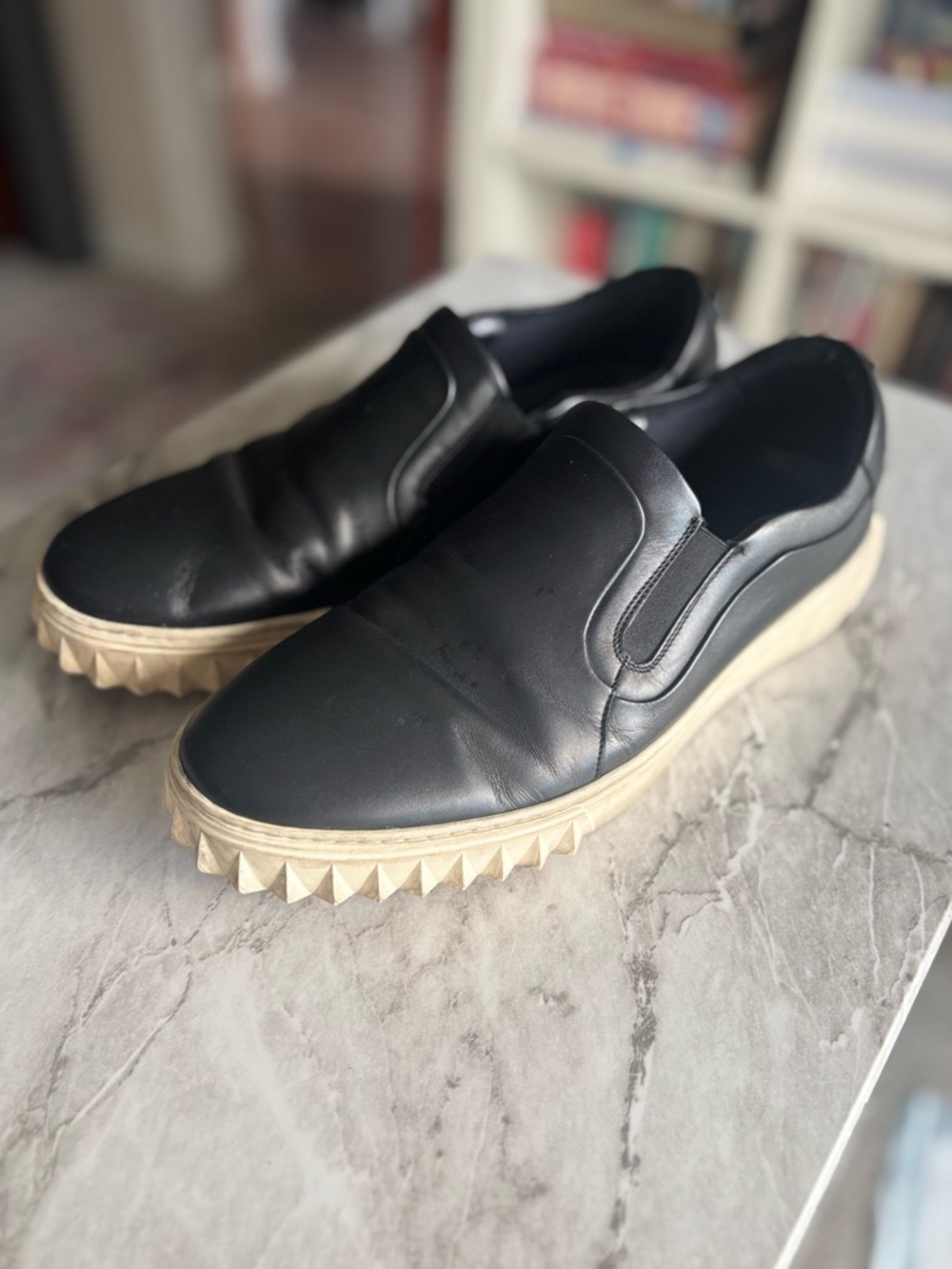 Salvatore Ferragamo Men's Black Slip-On Leather Sneakers w Textured Sole Sz 10